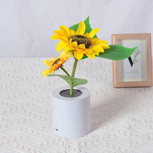 LED Sunflower Lamp for Nightlight and Ambient Lighting Use 2 Zonnebloemen USB NALANI