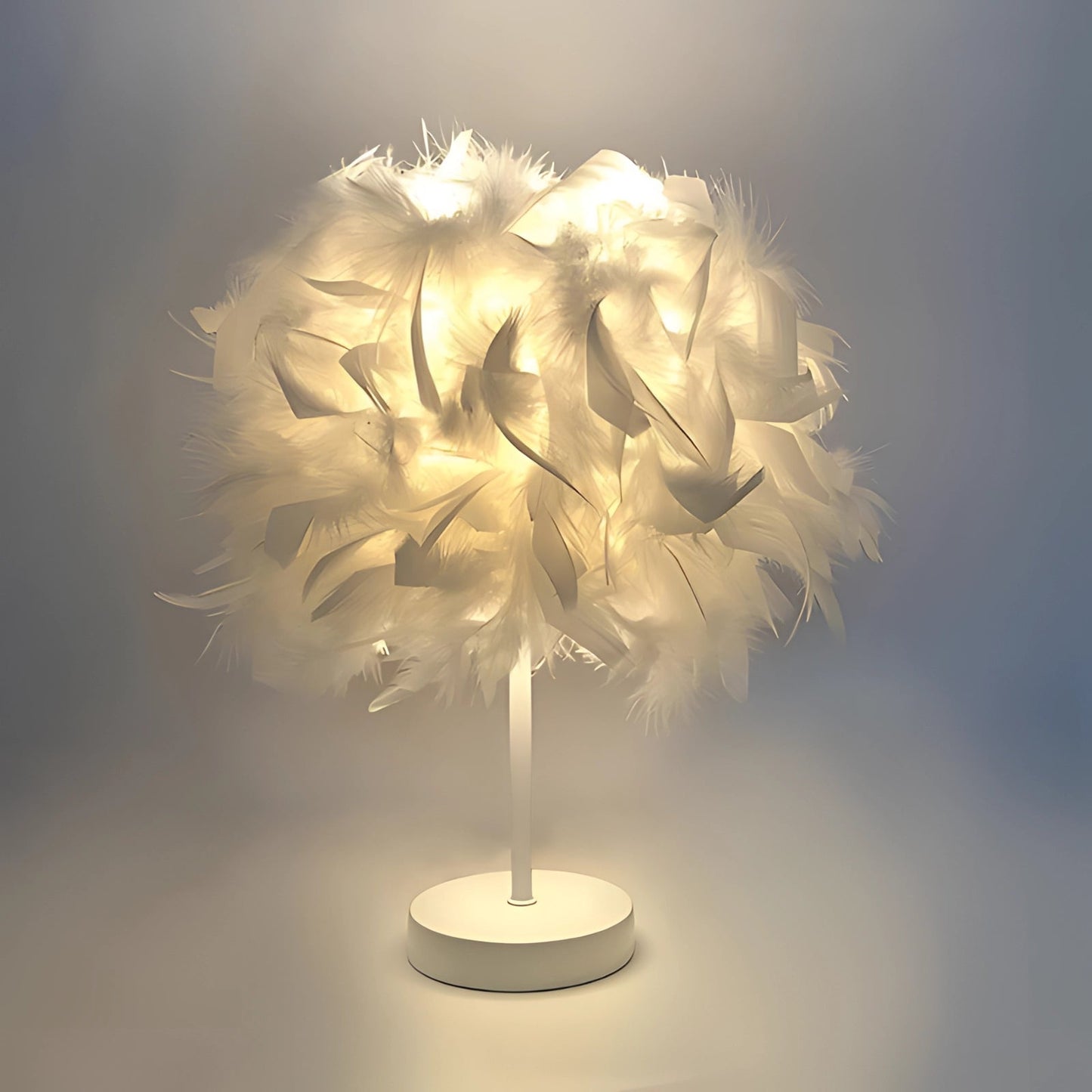 Luxurious Feather Table Lamp - Modern Decorative Soft Light White NALANI