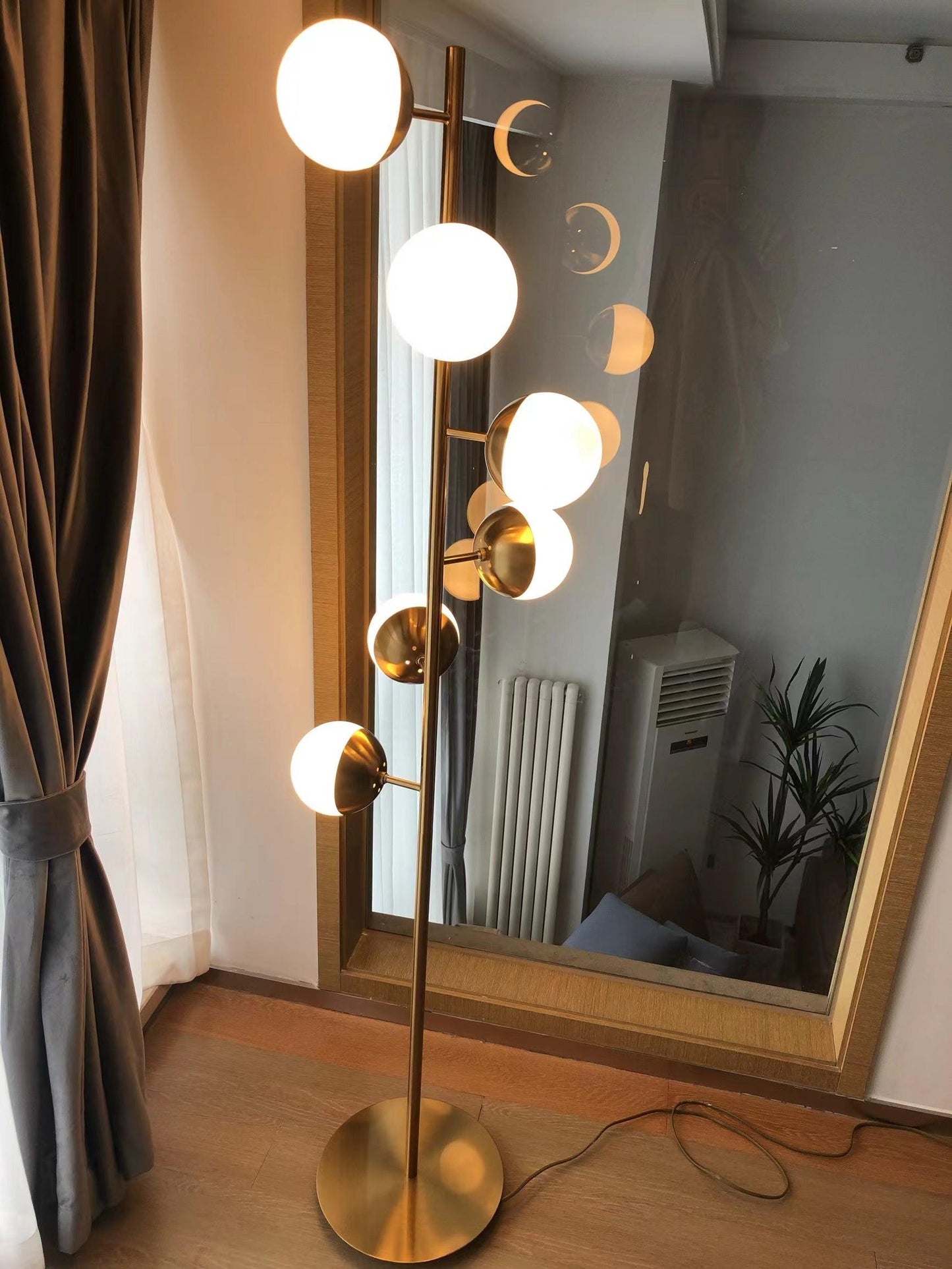 Mid Century LED Tree Lamp With Glass Spheres Gold Base NALANI