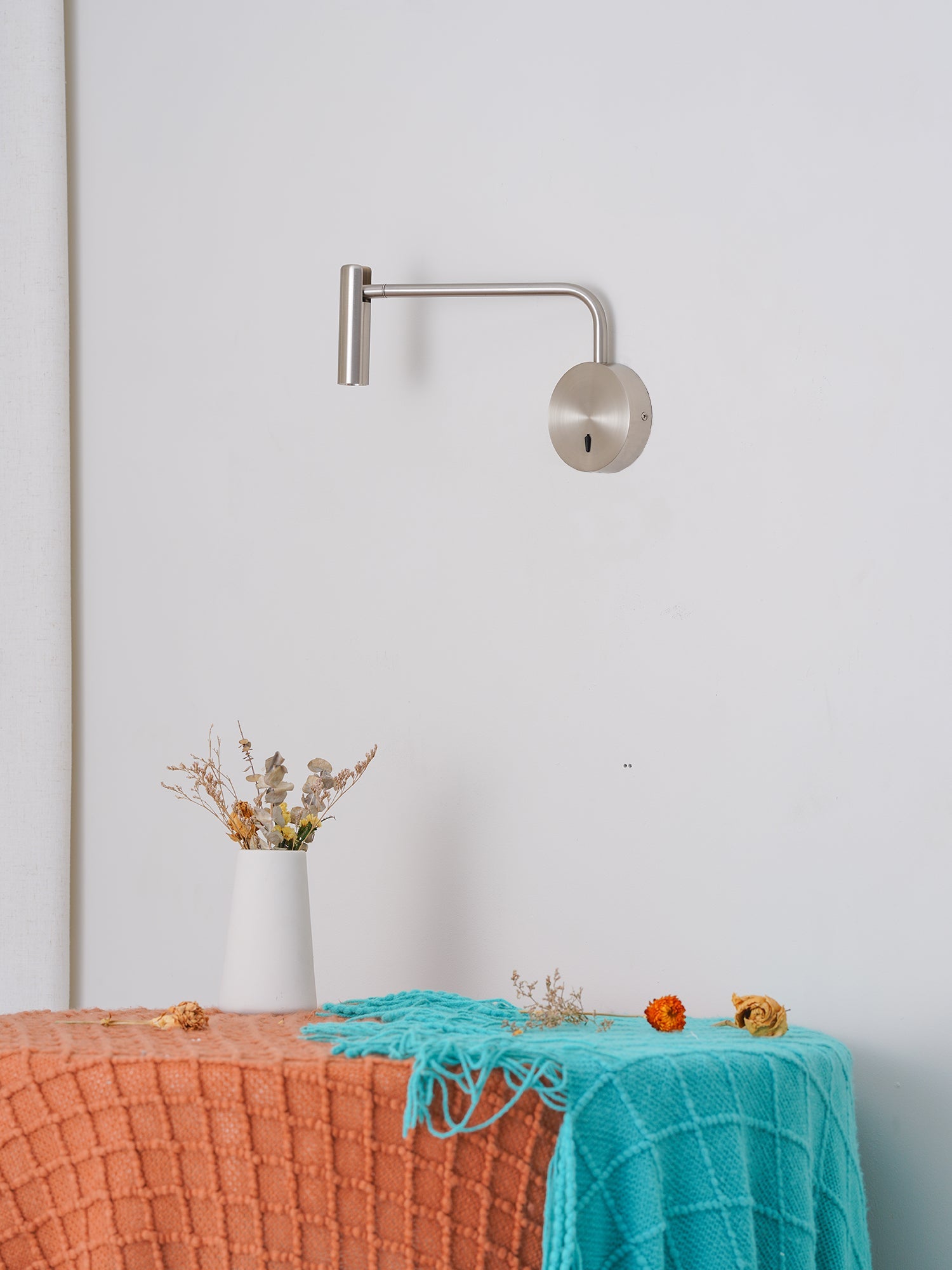Minimalist Disc LED Wall Sconce With Adjustable Arm NALANI