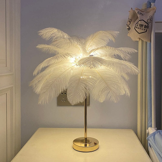 Modern Minimalist Feather LED Lamp With Ostrich Feather White NALANI