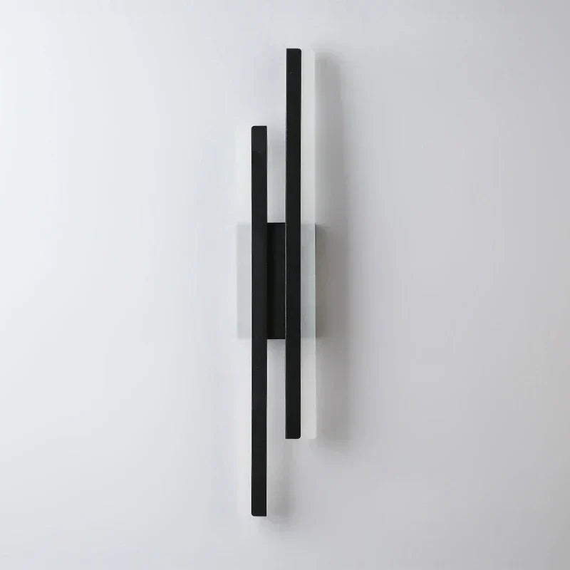 Modern Minimalist Wall Lamp with Energy Efficient LED Light Black 1 NaLani