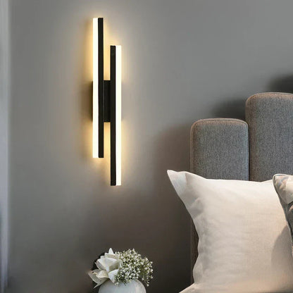 Modern Minimalist Wall Lamp with Energy Efficient LED Light NaLani