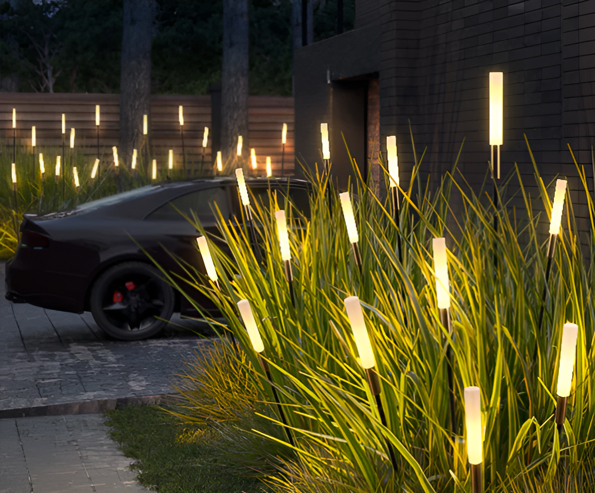Modern Solar Powered Outdoor LED Garden Lights for Easy Lighting 110CM - Sun energy NaLani