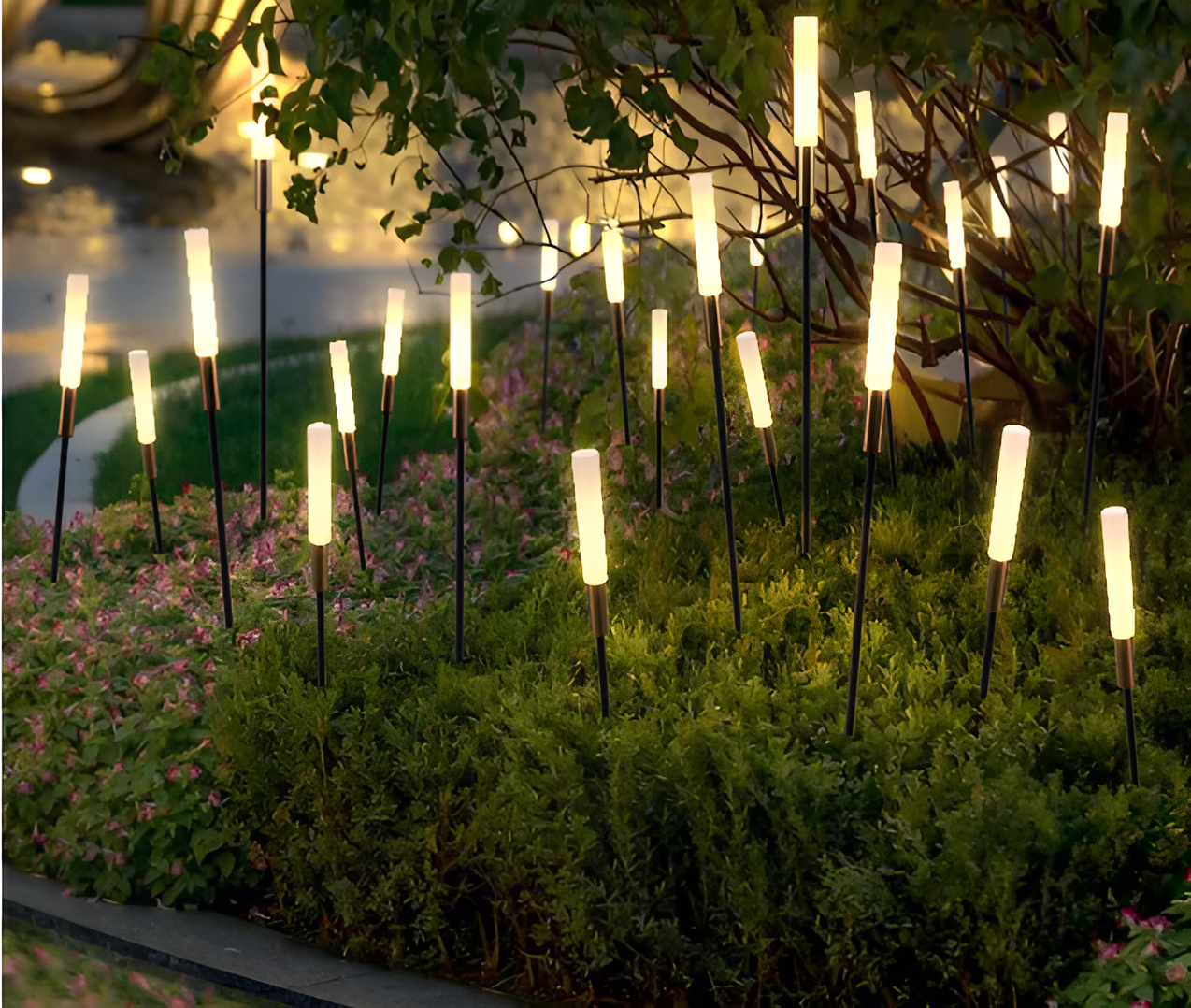 Modern Solar Powered Outdoor LED Garden Lights for Easy Lighting NaLani