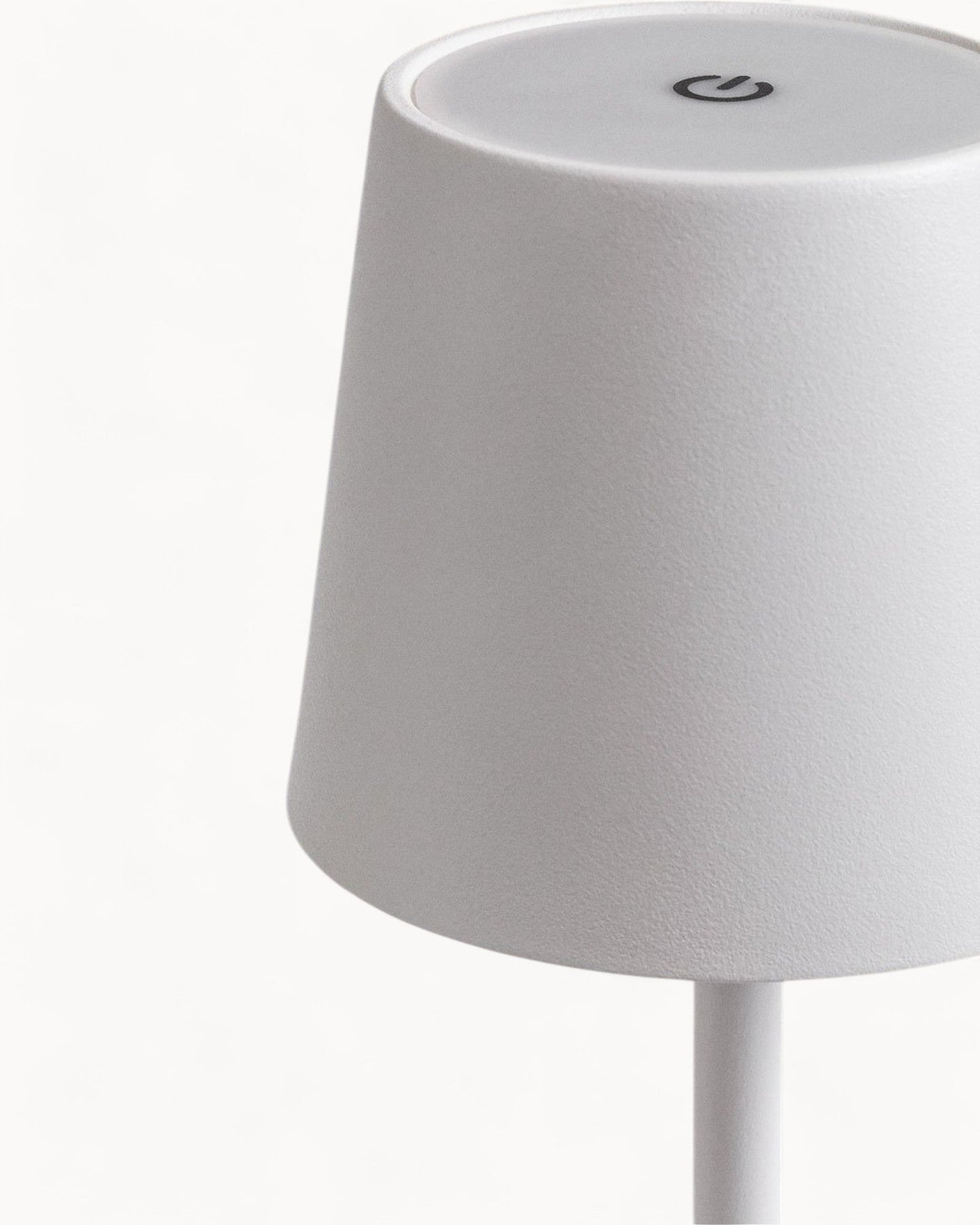 Navetti | LED table lamp with 3-colour touch control and USB charging NaLani