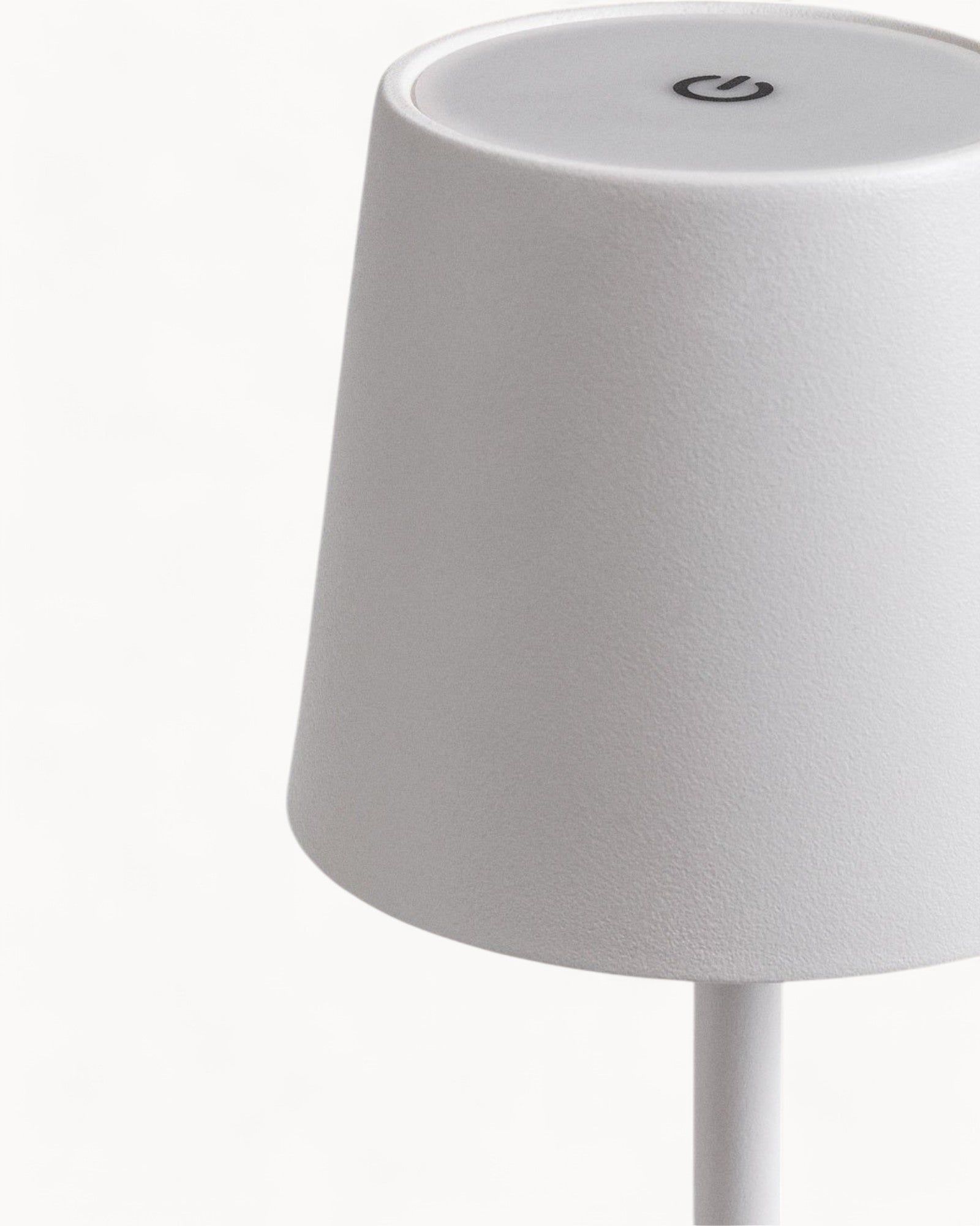 Navetti | LED table lamp with 3-colour touch control and USB charging NaLani