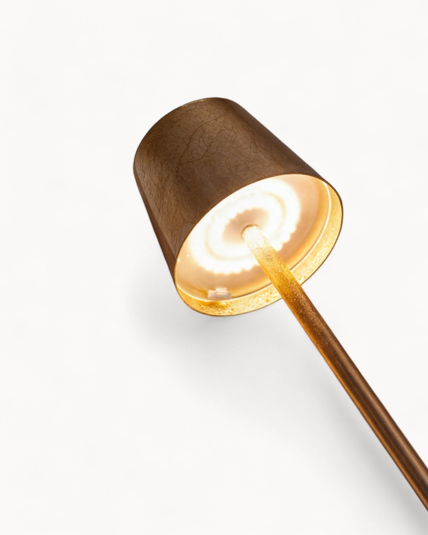 Navetti | LED table lamp with 3-colour touch control and USB charging NaLani