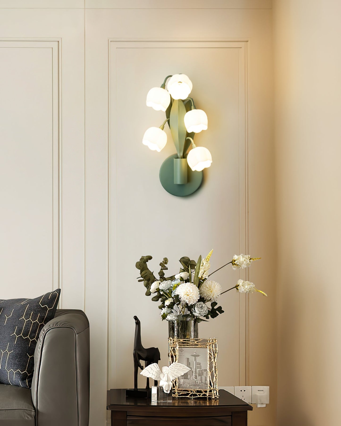 Orchid Wall Lamp Modern Metal Frame Wall Light Led NALANI