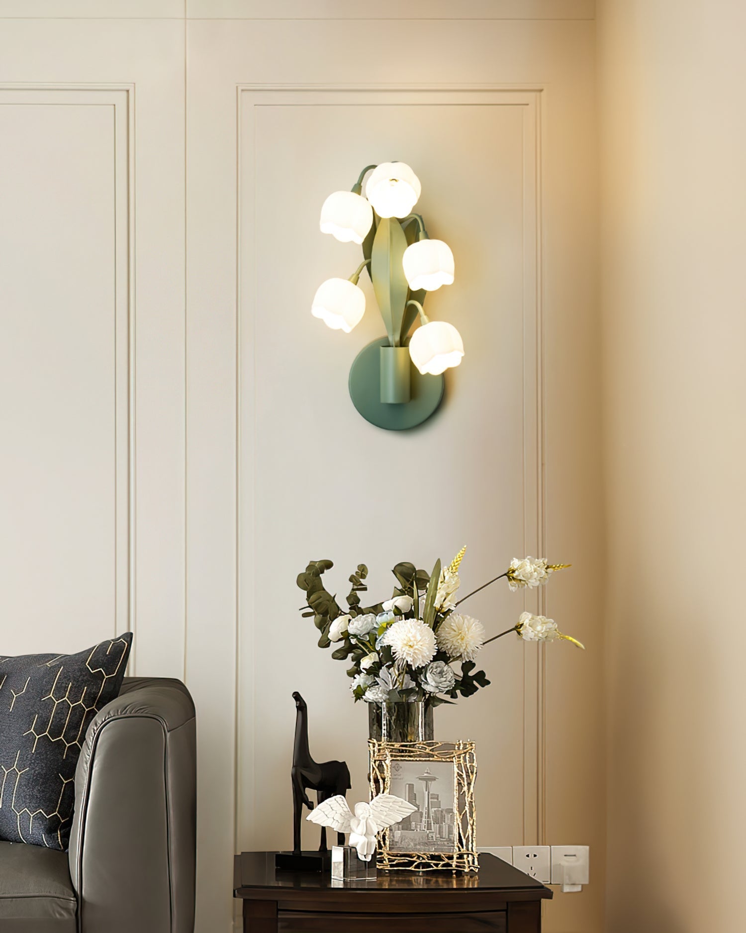 Orchid Wall Lamp Modern Metal Frame Wall Light Led NALANI