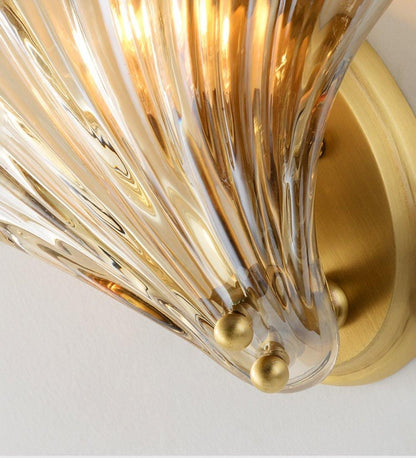 Shell Wall Light With Brass Finish Elegant Accent Lighting NALANI