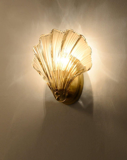 Shell Wall Light With Brass Finish Elegant Accent Lighting NALANI