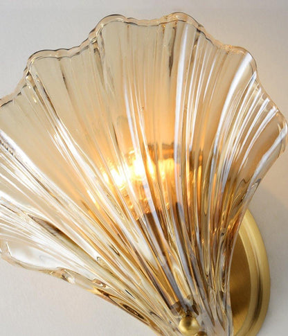 Shell Wall Light With Brass Finish Elegant Accent Lighting NALANI