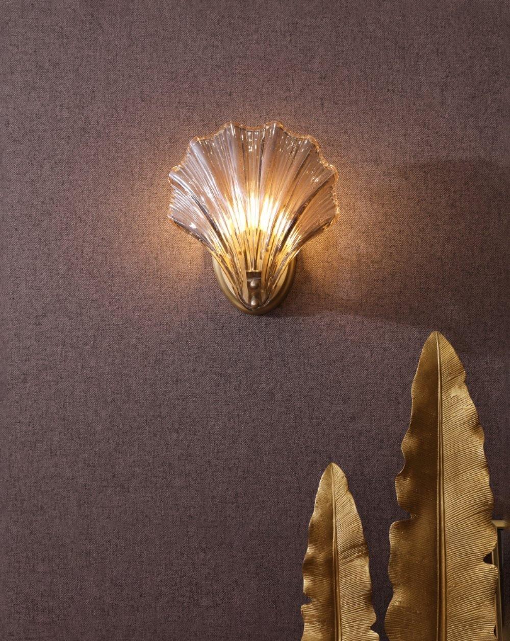 Shell Wall Light With Brass Finish Elegant Accent Lighting NALANI