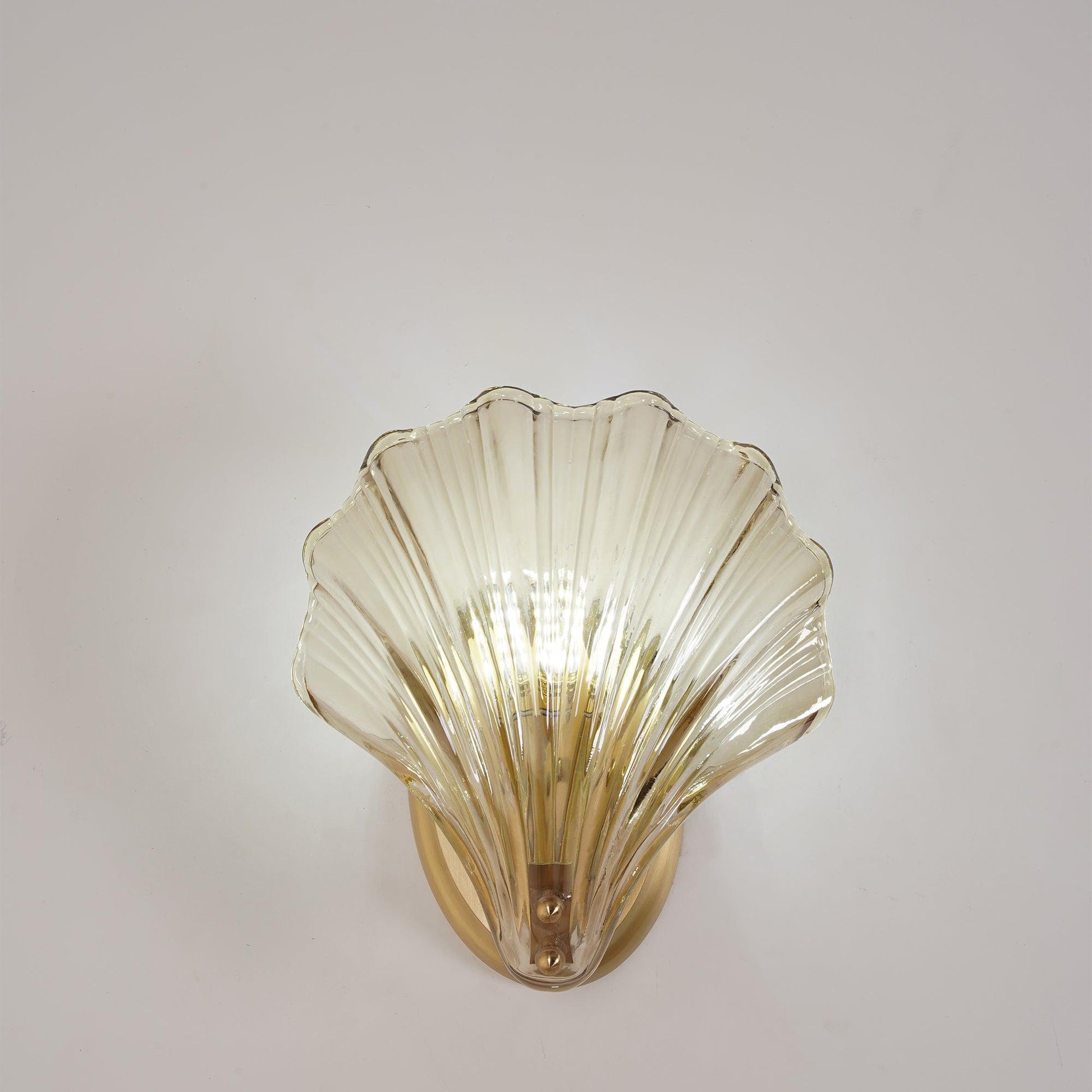 Shell Wall Light With Brass Finish Elegant Accent Lighting NALANI