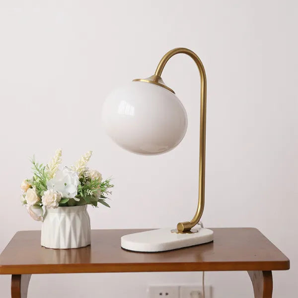 Soft Glass And Metal Table Lamp With Diffuse Warm Light Gold White NALANI