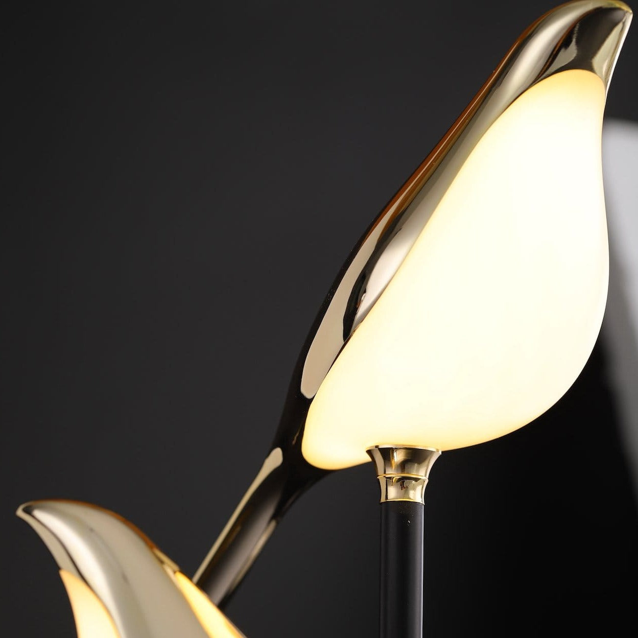 Table Lamp With Touch Dimming And Adjustable Bird Design NALANI