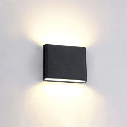 Waterproof Outdoor Wall Lamp with Weather Resistant Design NaLani