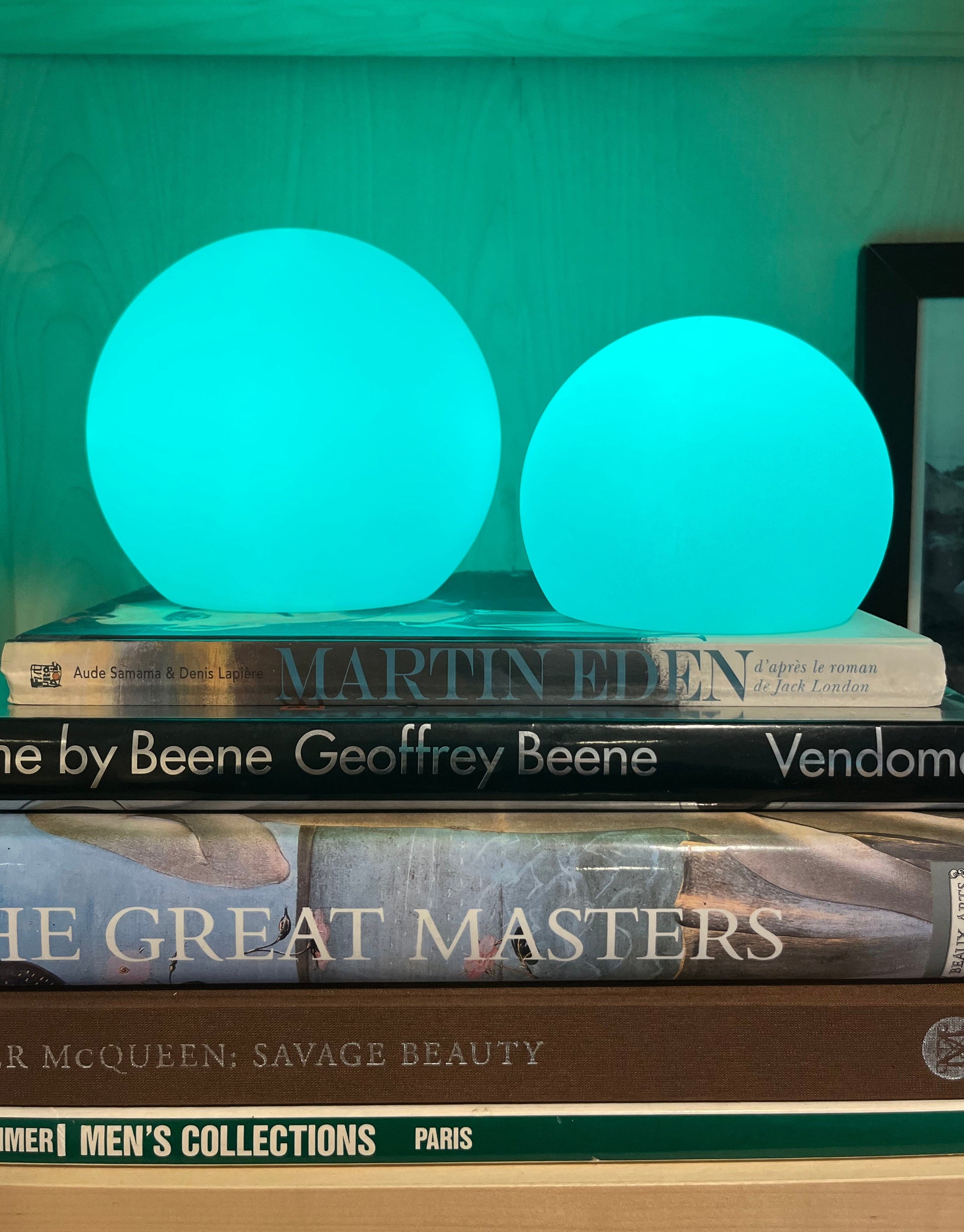 Wireless LED Table Lamp With Rechargeable Batteries NALANI