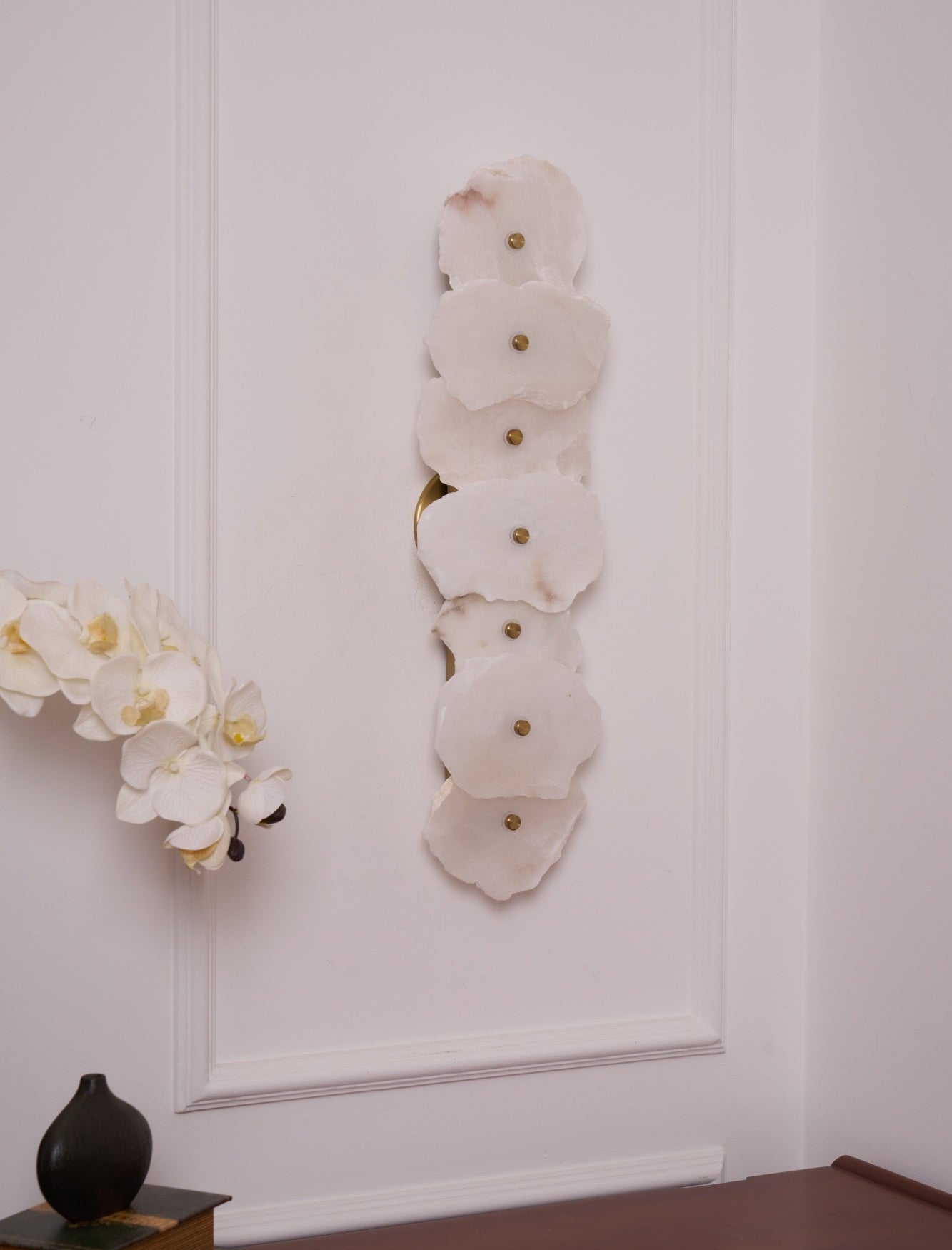 Alabaster Wall Lamp Sconce For Cozy Ambient Lighting NALANI