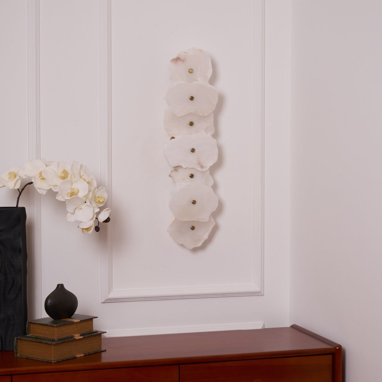 Alabaster Wall Lamp Sconce For Cozy Ambient Lighting NALANI