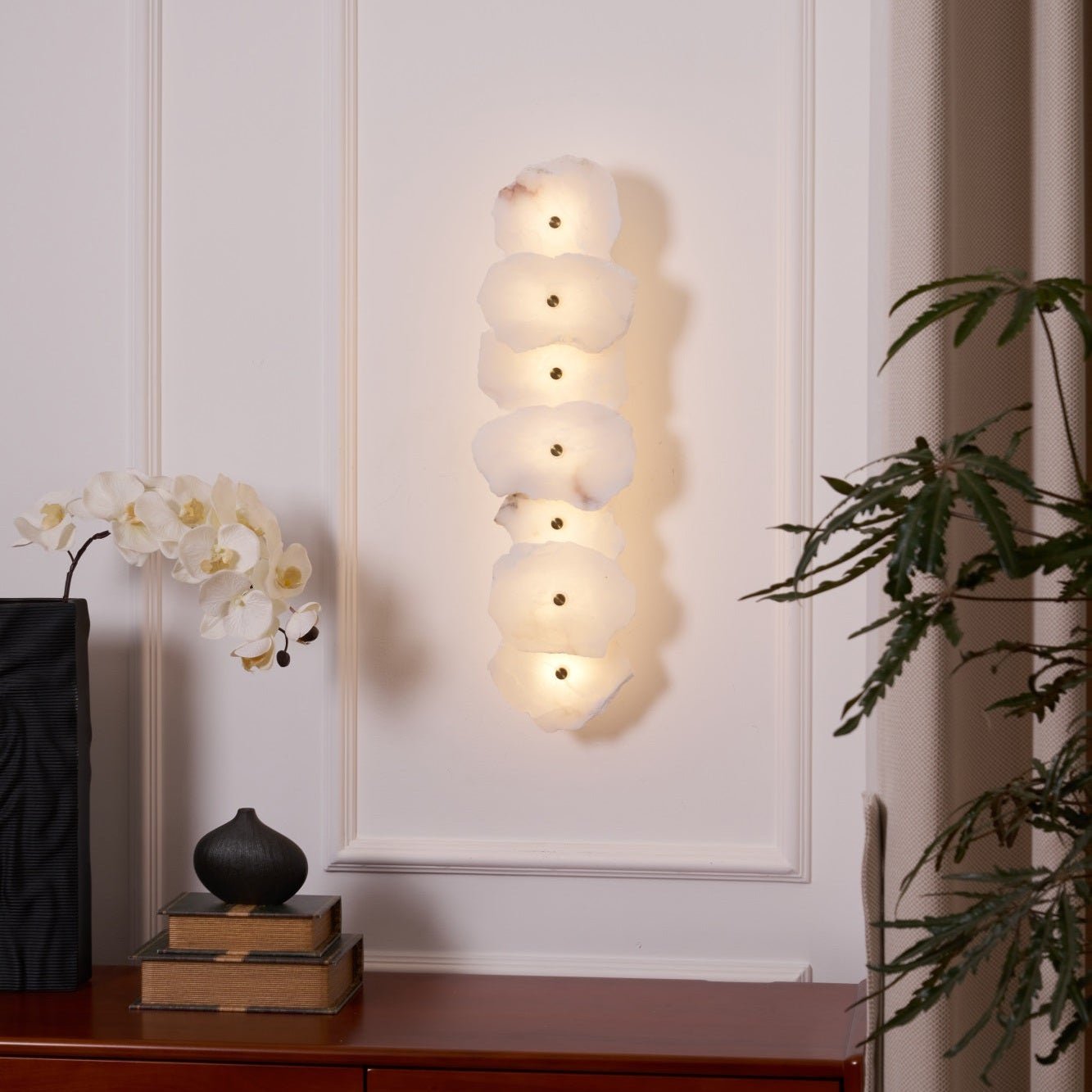 Alabaster Wall Lamp Sconce For Cozy Ambient Lighting NALANI