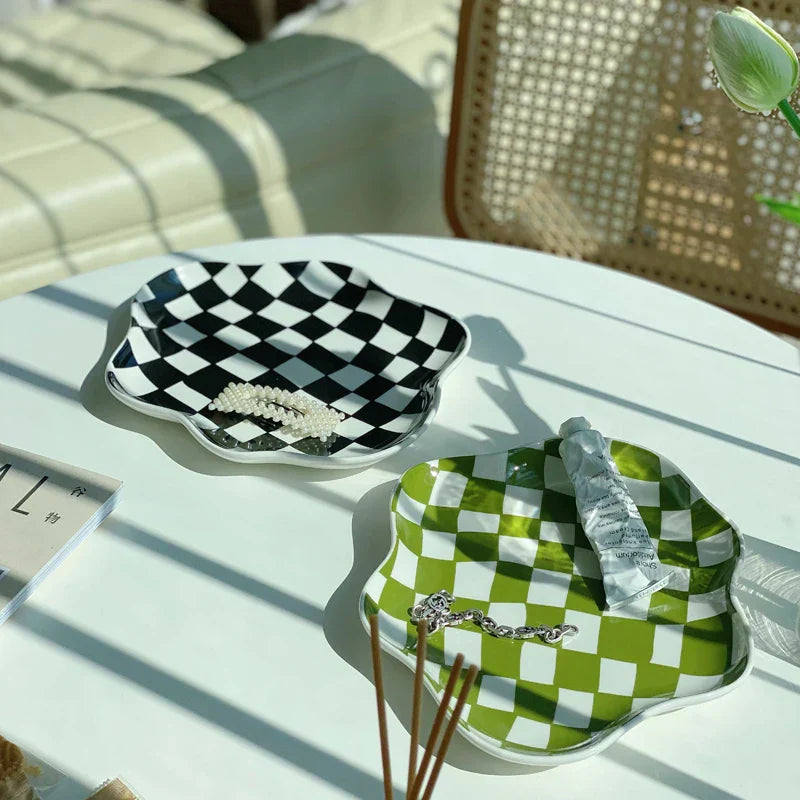 Retro Checkered Tray For Picnic And Home Decor Atmosphere NALANI