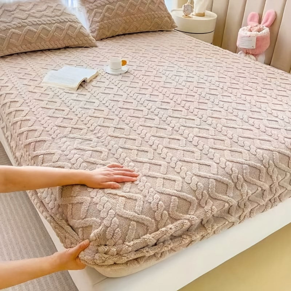 Luxurious Velvet Mattress Protector for Soft Comfort NALANI