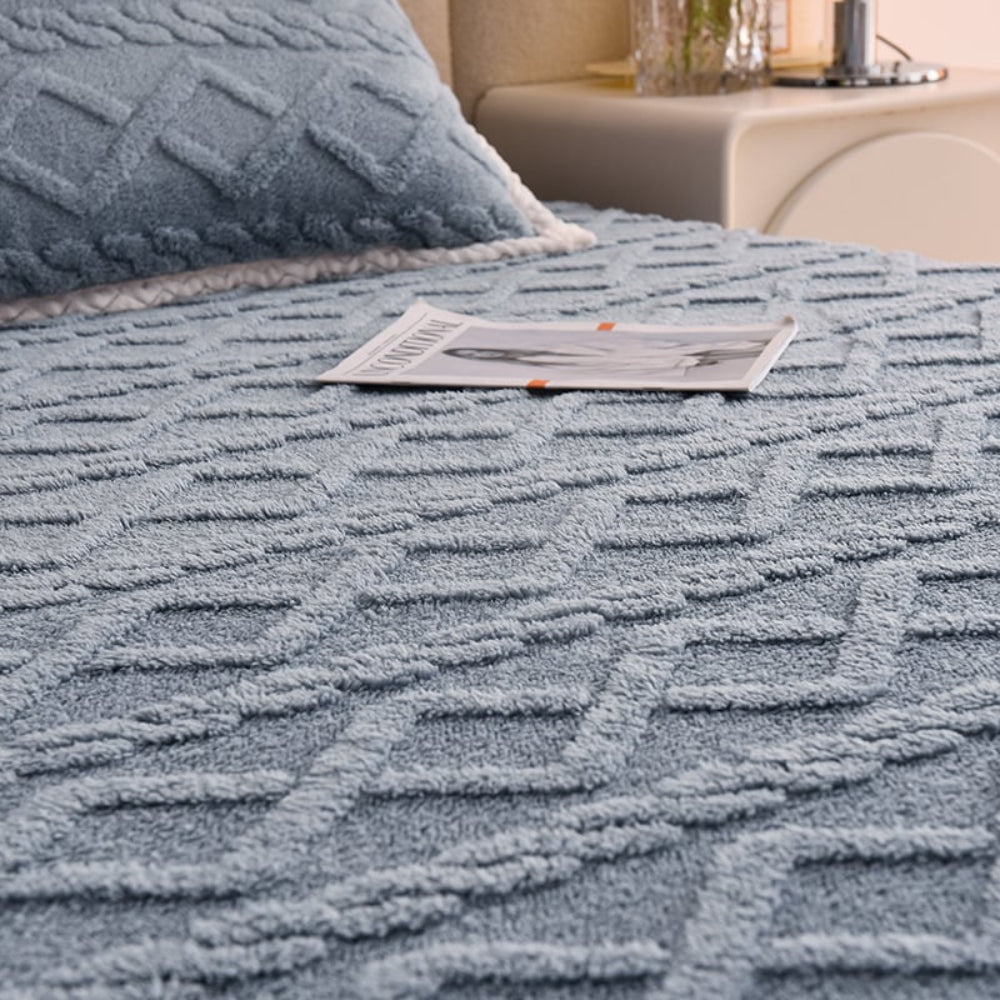 Luxurious Velvet Mattress Protector for Soft Comfort NALANI