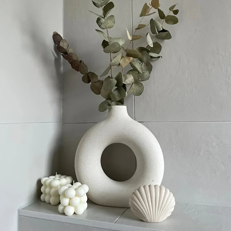 Minimalist Nordic Donut Design Vase for Home Decor NaLani