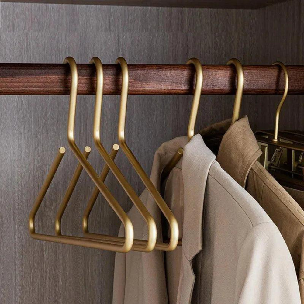 Set Of 5 Clothes Hangers For Sleek Wardrobe Organization NALANI