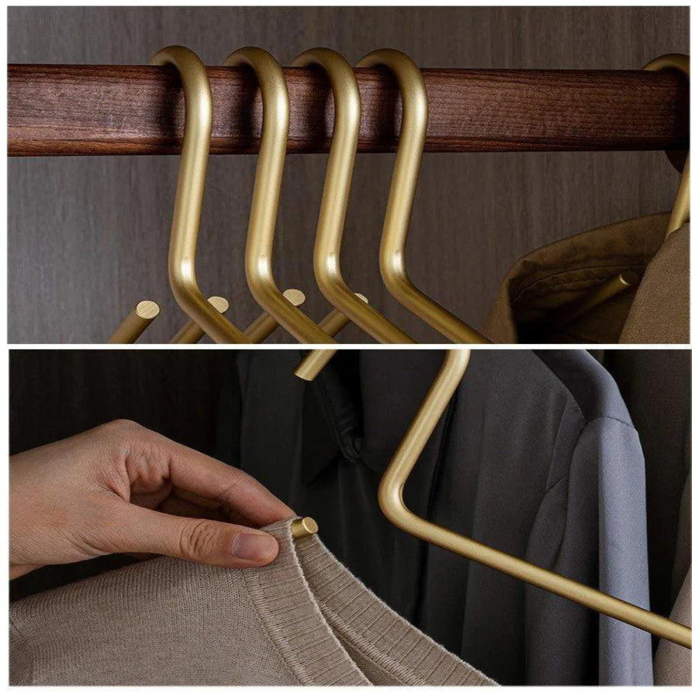 Set Of 5 Clothes Hangers For Sleek Wardrobe Organization NALANI