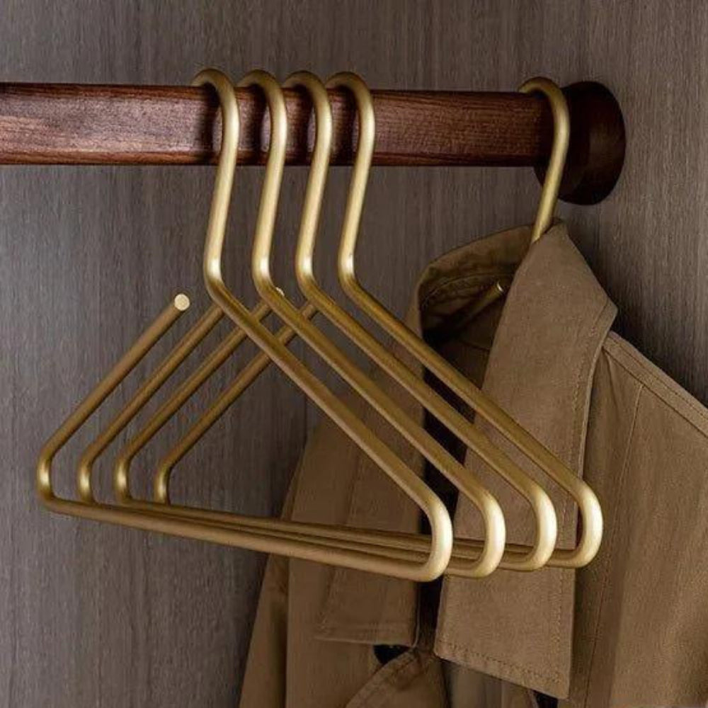 Set Of 5 Clothes Hangers For Sleek Wardrobe Organization Gold NALANI