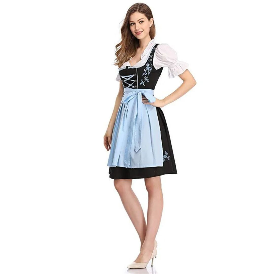 Bavorský dirndl – krátké šaty a kostým na Oktoberfest
