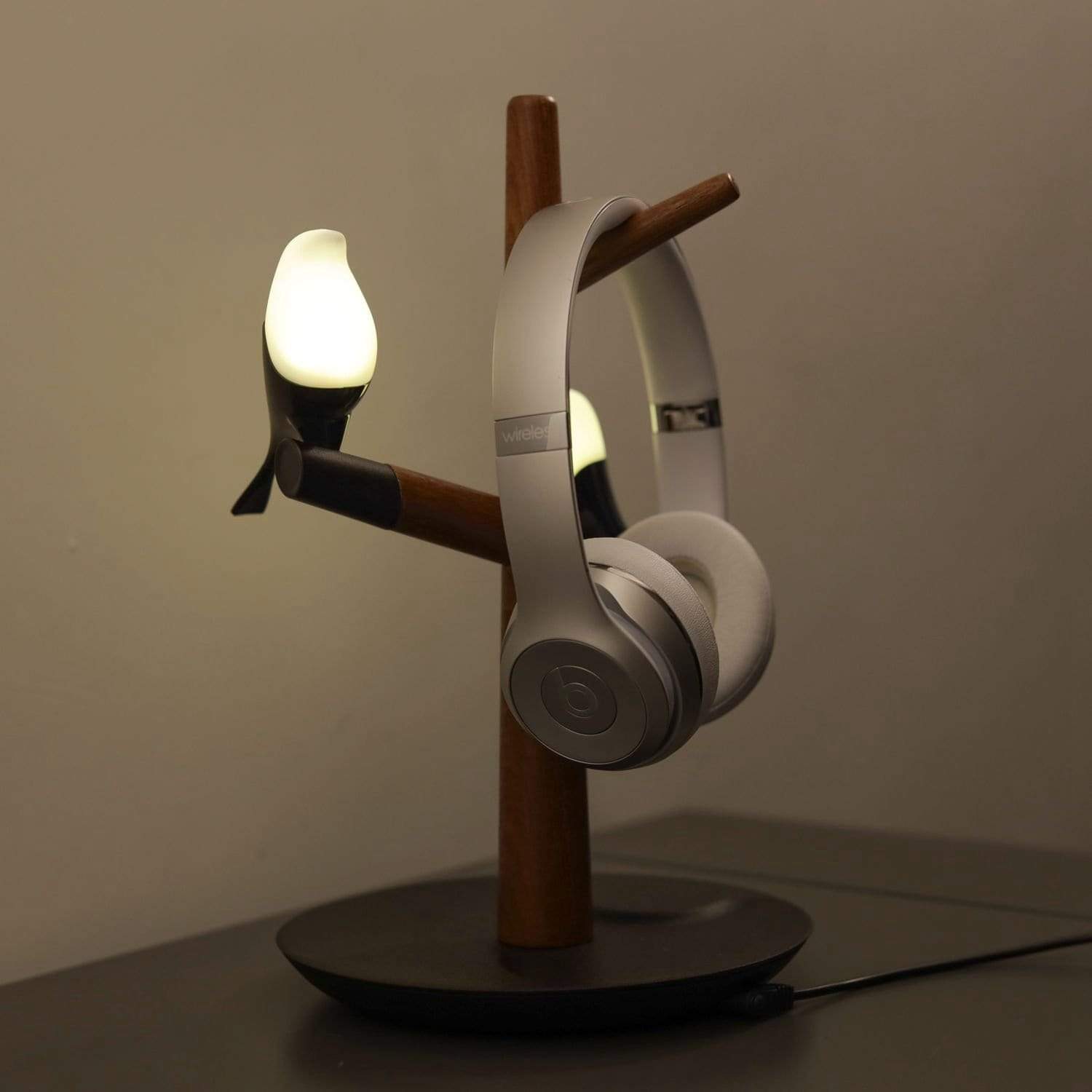 Bird’s Lamp – Versatile Lighting & Wireless Charging NALANI