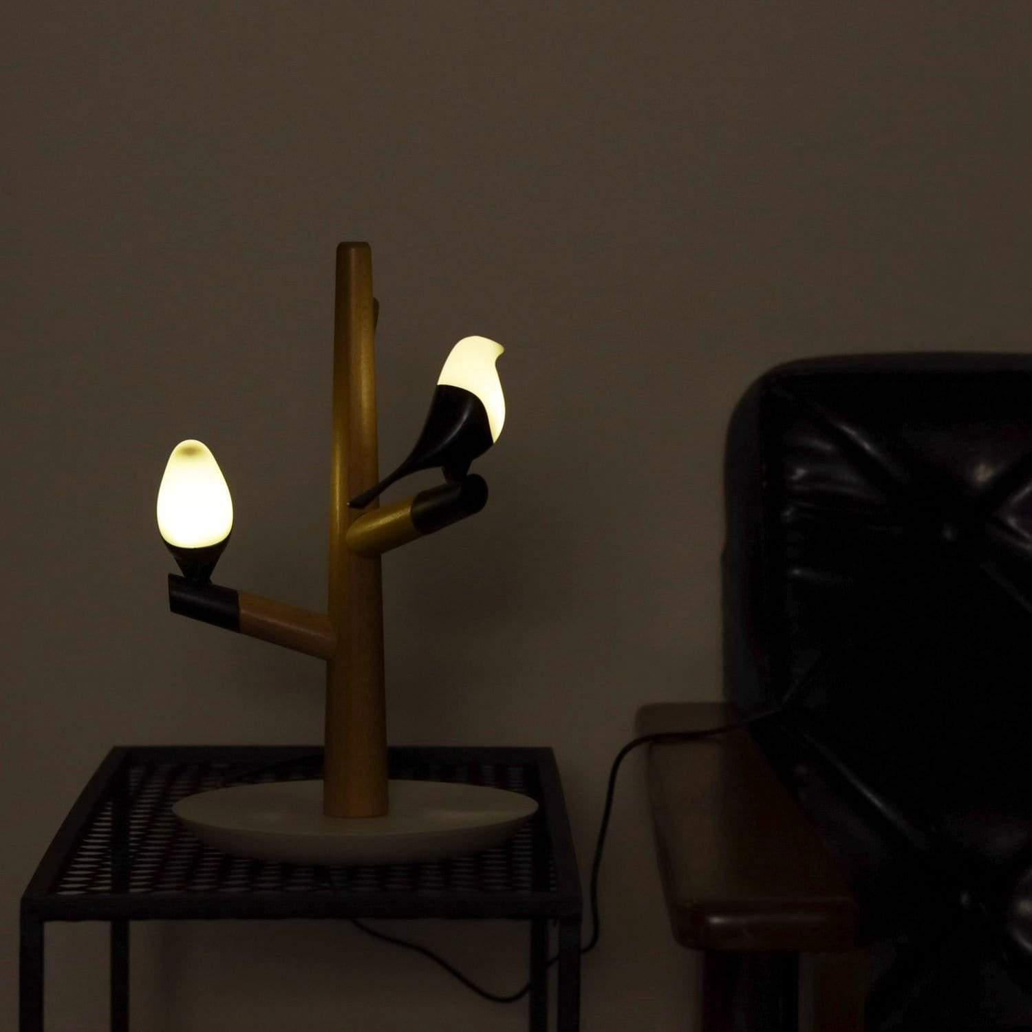 Bird’s Lamp – Versatile Lighting & Wireless Charging NALANI