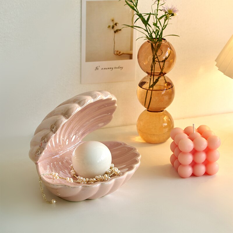 Ceramic Shell Table Lamp for Coastal Elegance and Versatile Use NALANI