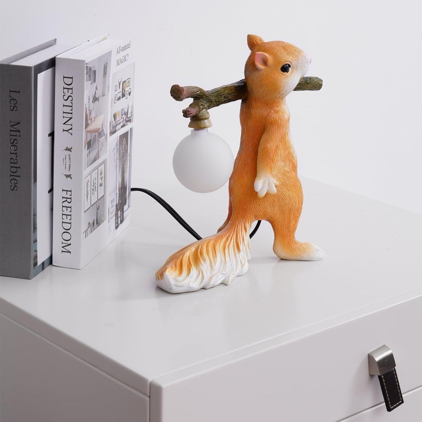 Charming Squirrel Decoration Lamp NALANI