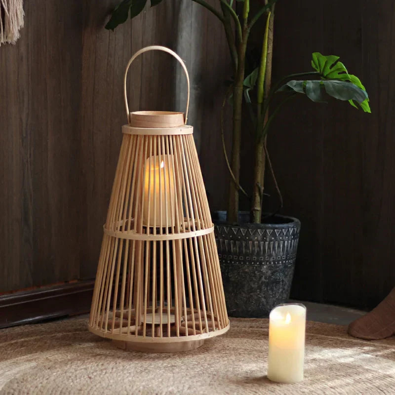 Diapole | Elegant Rotan Lantern for Cozy and Inviting Outdoor Spaces Piramid NALANI