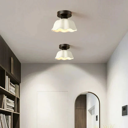 Diapole | Glass and Ceramic Lamp for Modern Interior Elegance Black NaLani