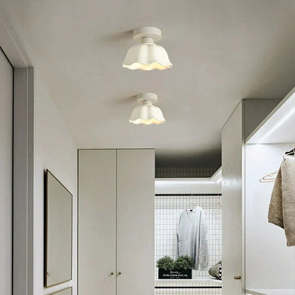 Diapole | Glass and Ceramic Lamp for Modern Interior Elegance White NaLani