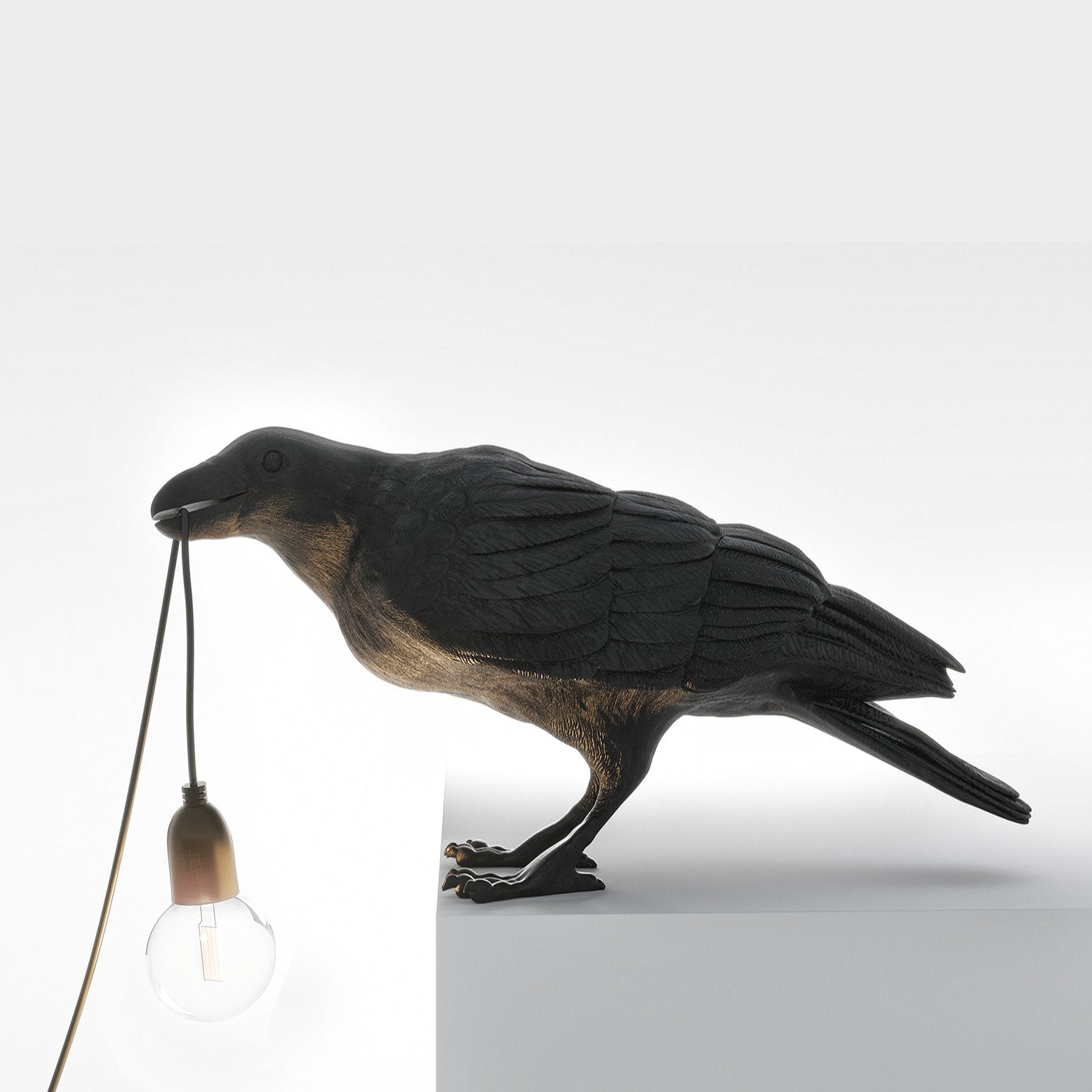 Gothic Raven Lamp Resin Bird - Vintage charm & dark elegance NALANI