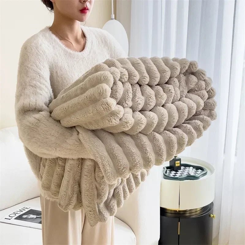 Soft Plush Maxi Winter Blanket Cozy Warm Throw For Couch - Nalani - UK Fashion Clothing and Decor