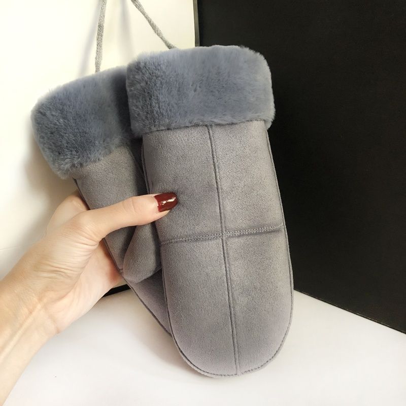 Waterproof Windproof Touchscreen Ski Gloves For Men And Women - Nalani - UK Fashion Clothing and Decor