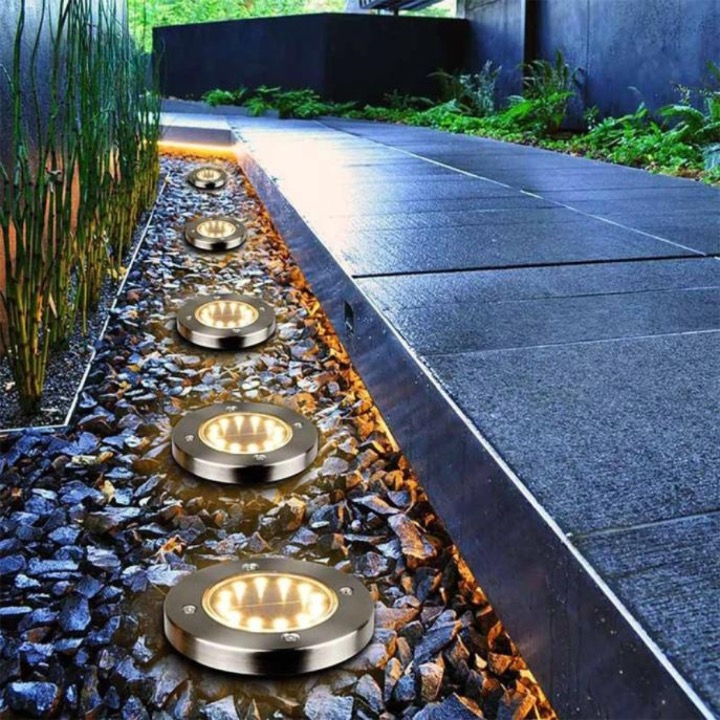 LED Solar Garden Lamps Deluxe IP65 Waterproof Automatic On/Off NALANI