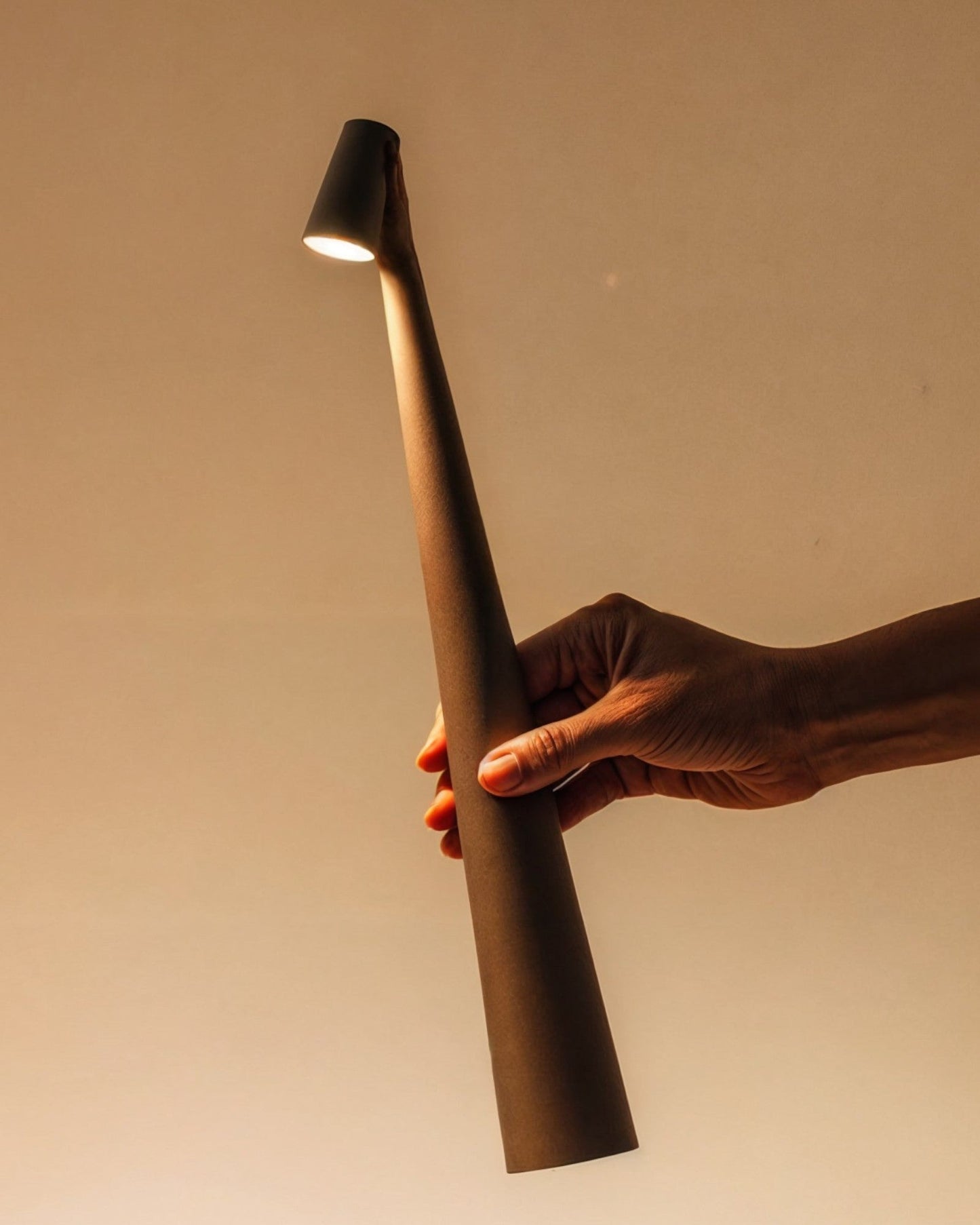 Navetti | Modern table lamp with touch control and 3 brightness levels NALANI