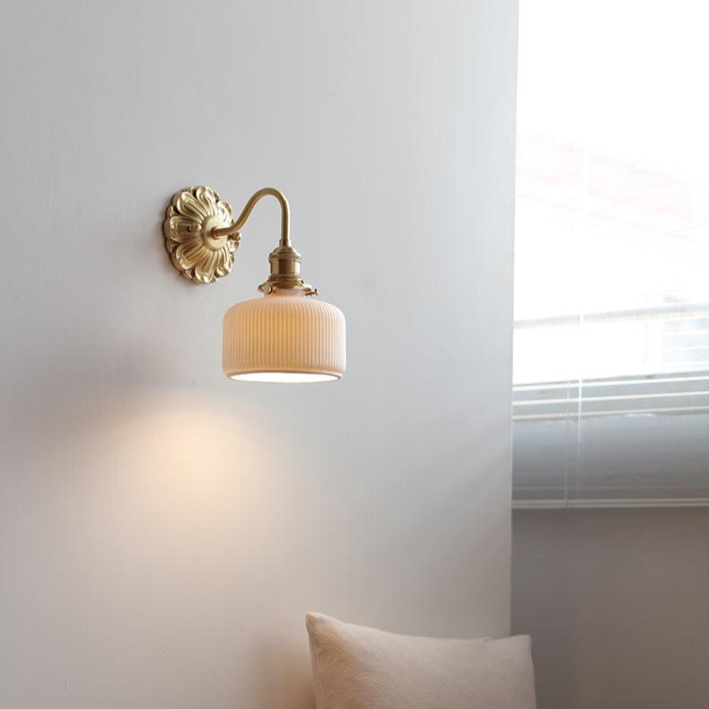 Navetti | Brass And Ceramic Wall Light For Elegant Interiors Lior NALANI