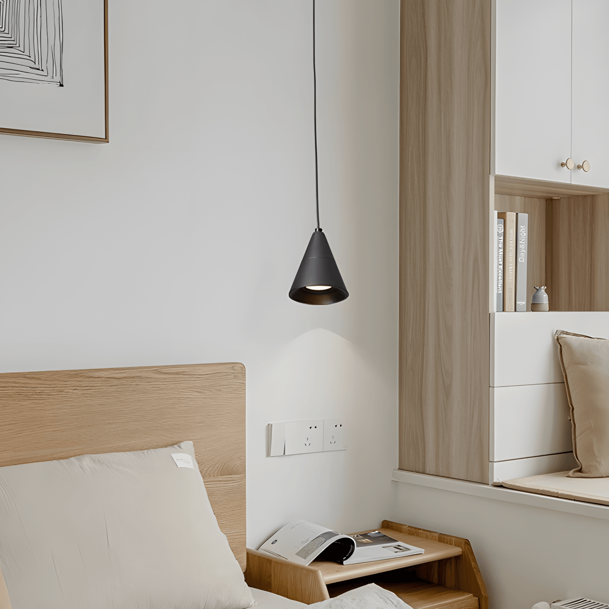 Navetti Minimalistic Pendant Spotlight for Focused Illumination NALANI