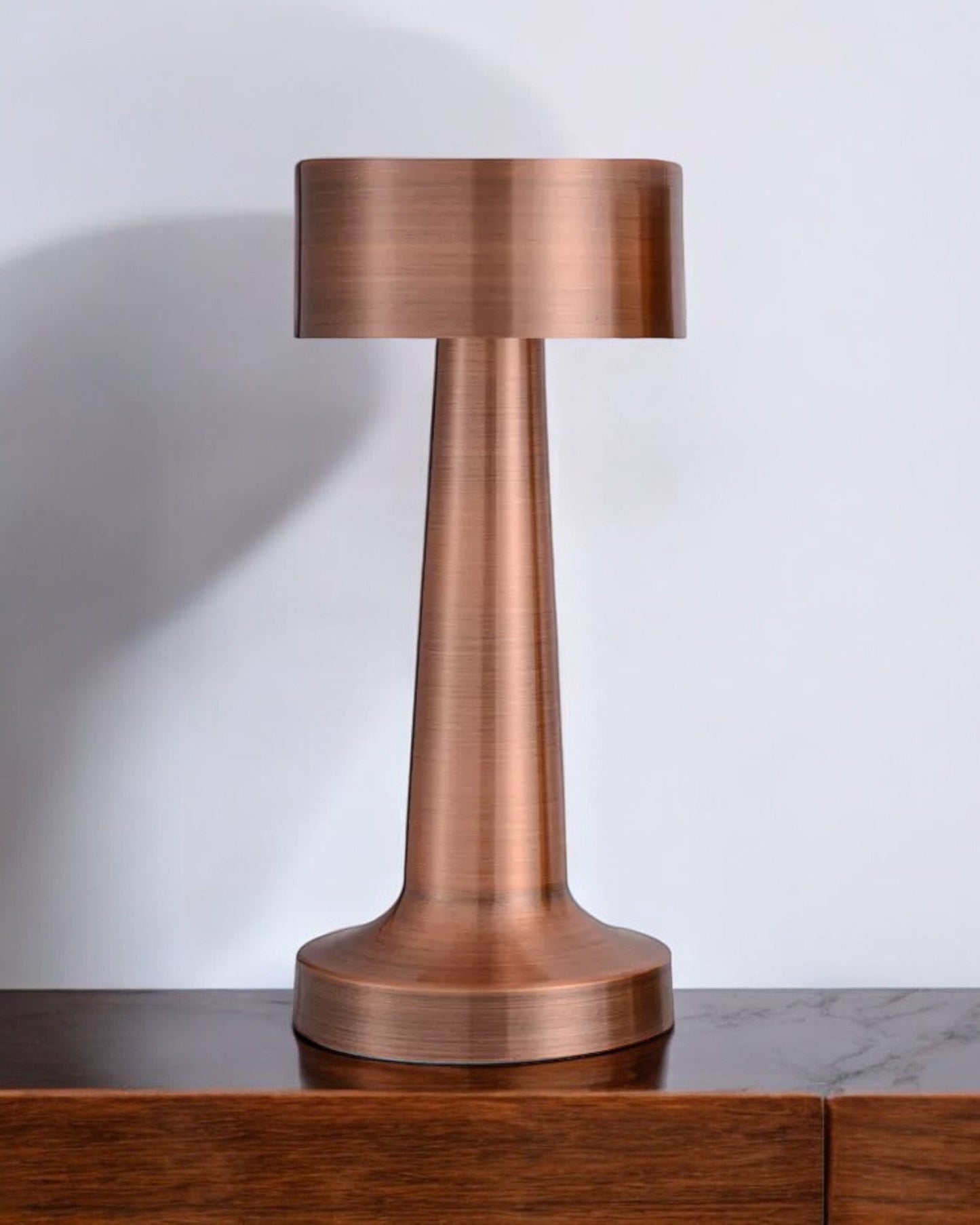 LED Table Lamp - Gold - Dimmable - Touch Switch - Modern Design NaLani