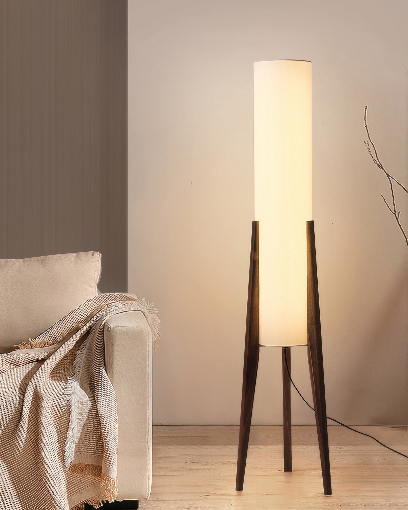 Scandinavian Walnut Floor Lamp – Solid Wood Art Lamp with Dimmable LED NaLani